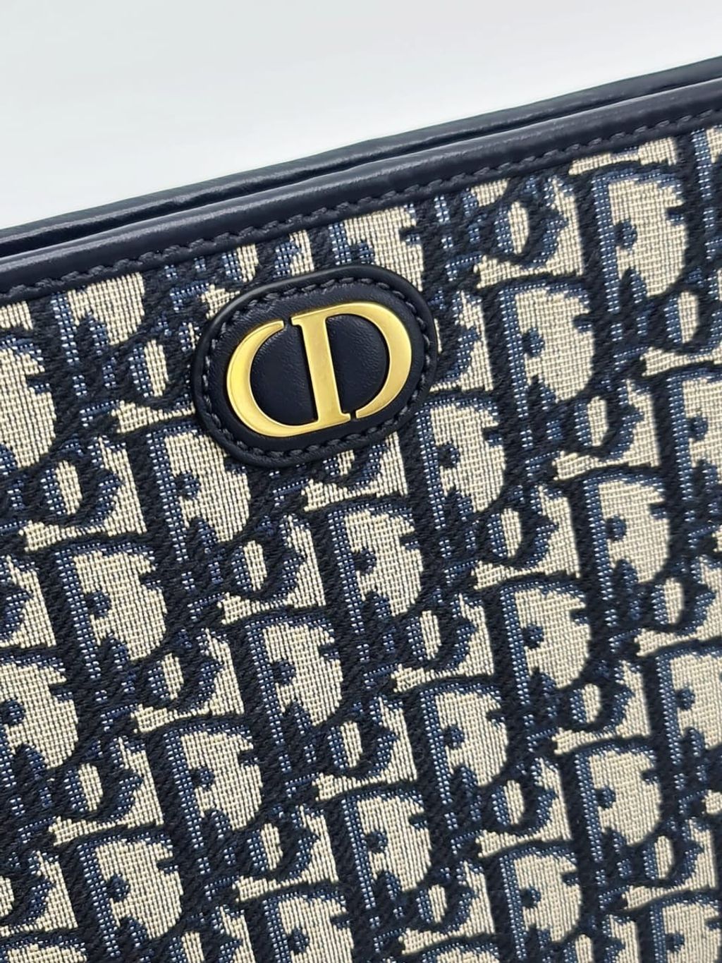 101d3e28-af63-4222-8cac-df755e4b29ae