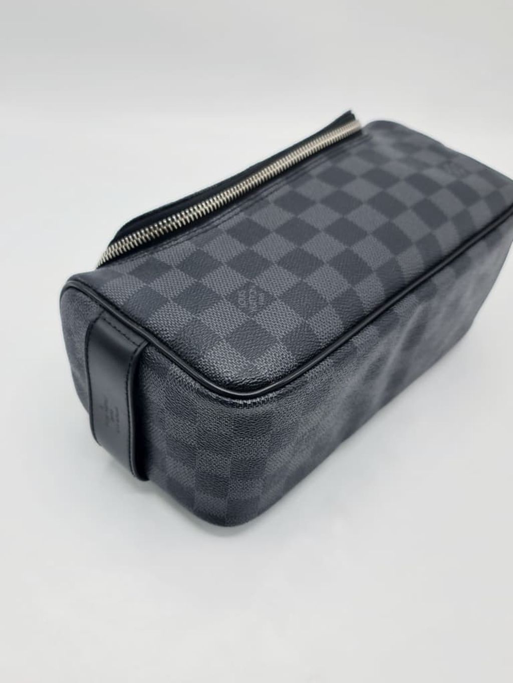 830f01af-9545-49a0-b7c6-42dceb0c28ca