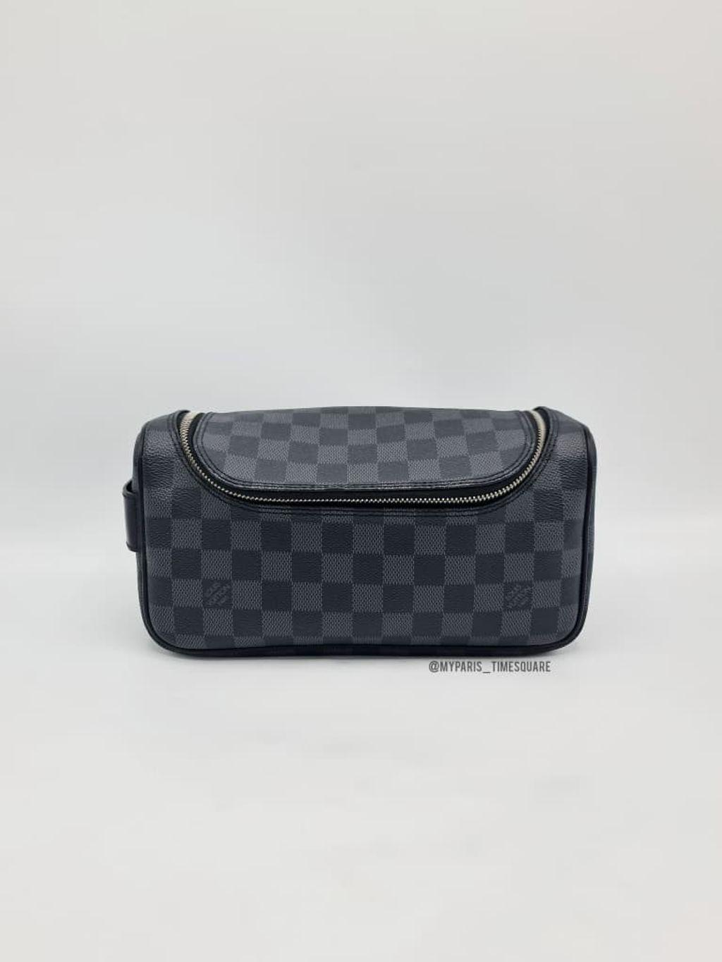 b70af6fc-a6d1-4e05-b35c-da5589535e7e