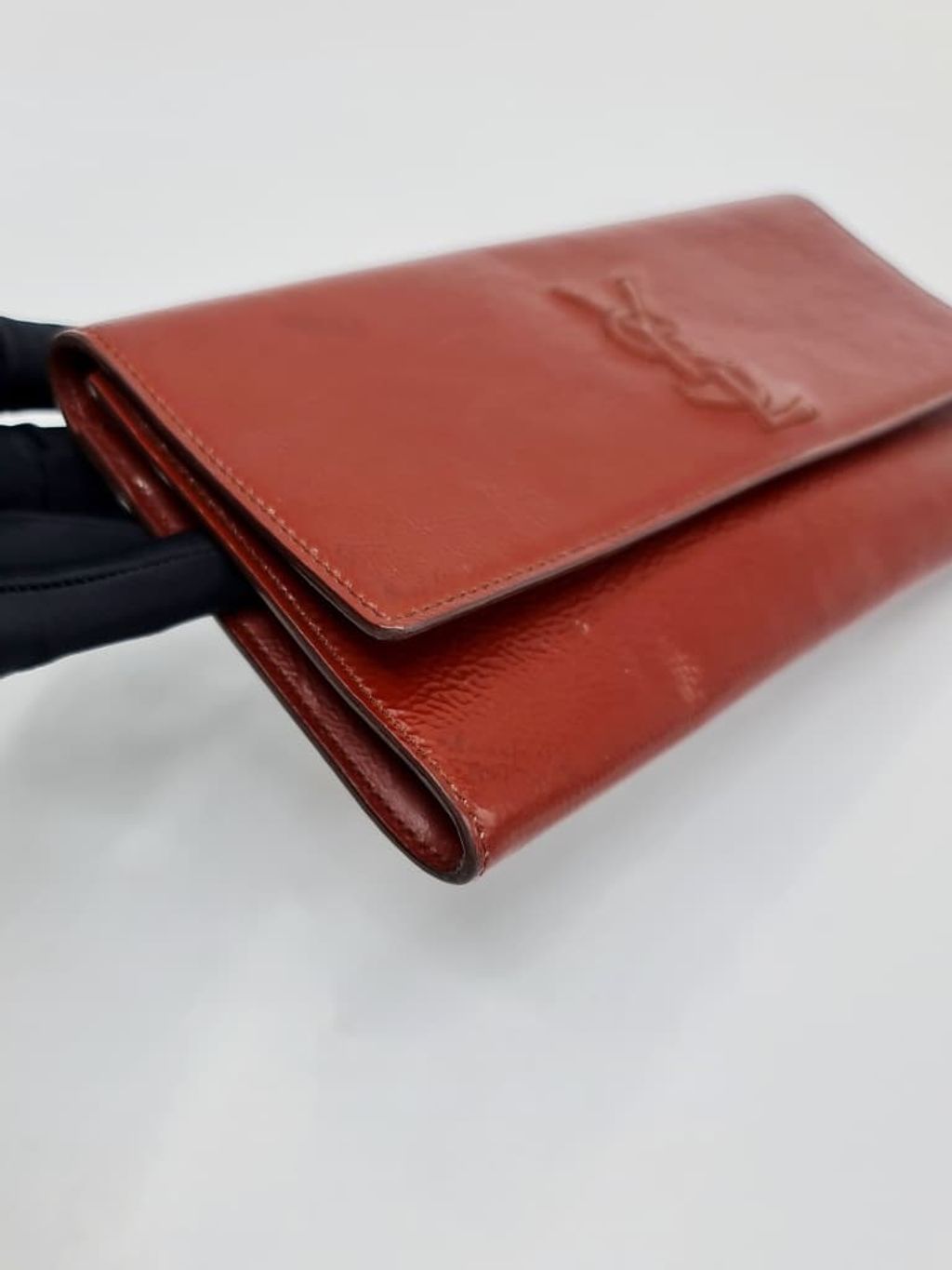 28c21b6a-c937-46d0-8398-d30bf759d013