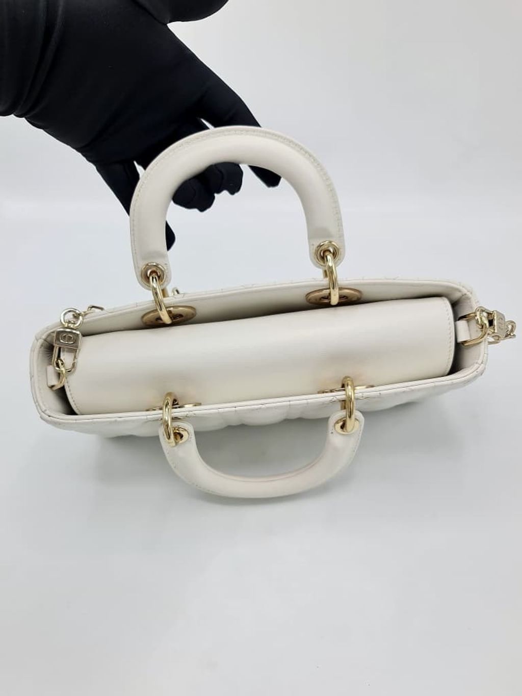 e20e3db7-010a-4b85-ad3a-5acfe4cad7f8