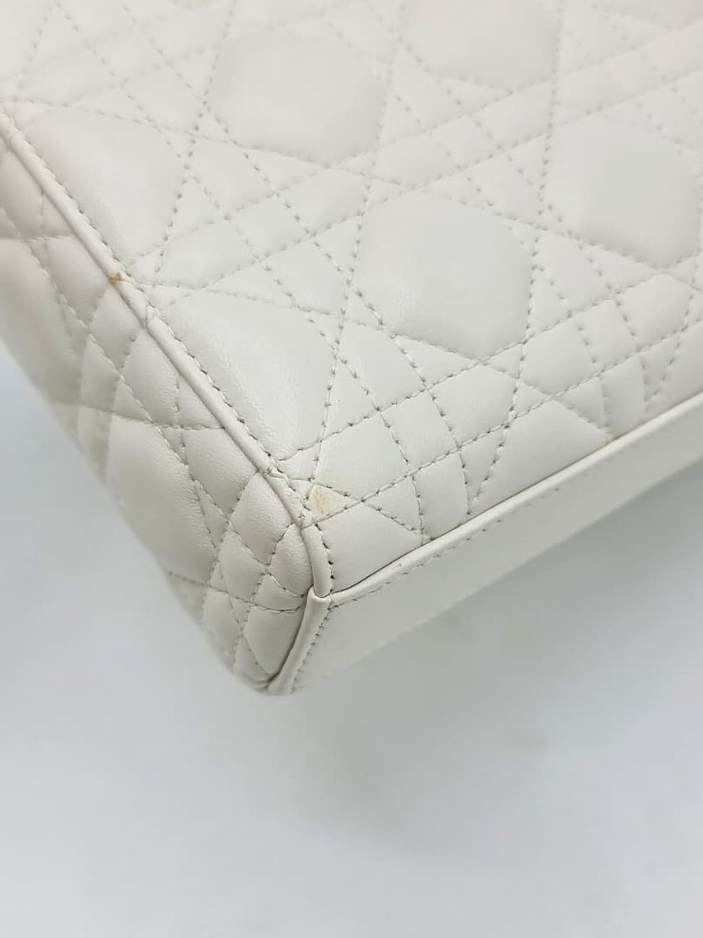 2099849c-17f6-4c7b-90ab-352754ca6c3d