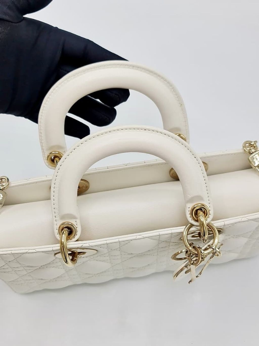 3cf95e95-73af-4d7e-bf12-3ecb302f5240