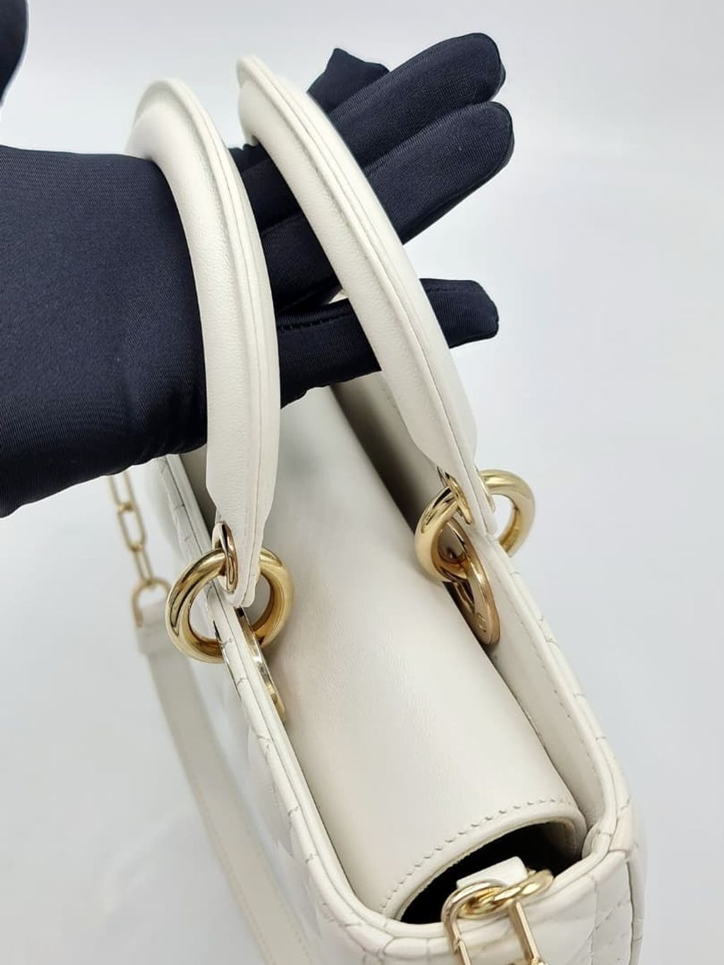 9672cfa8-732c-4384-b944-d5f2f42272a4