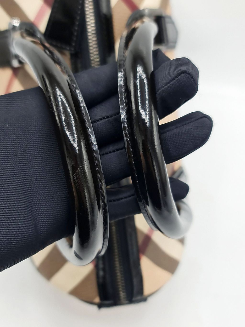 1558cf6c-877b-4987-b3b4-0b54074c735a