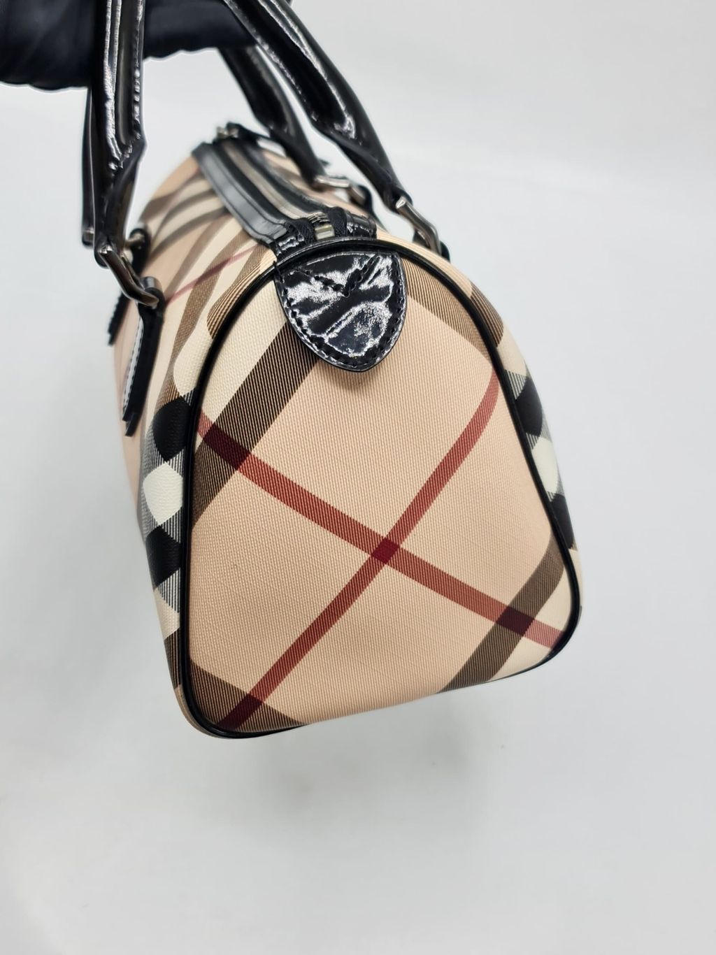 12182412-49eb-4d2d-b6e8-7ad8aa499455