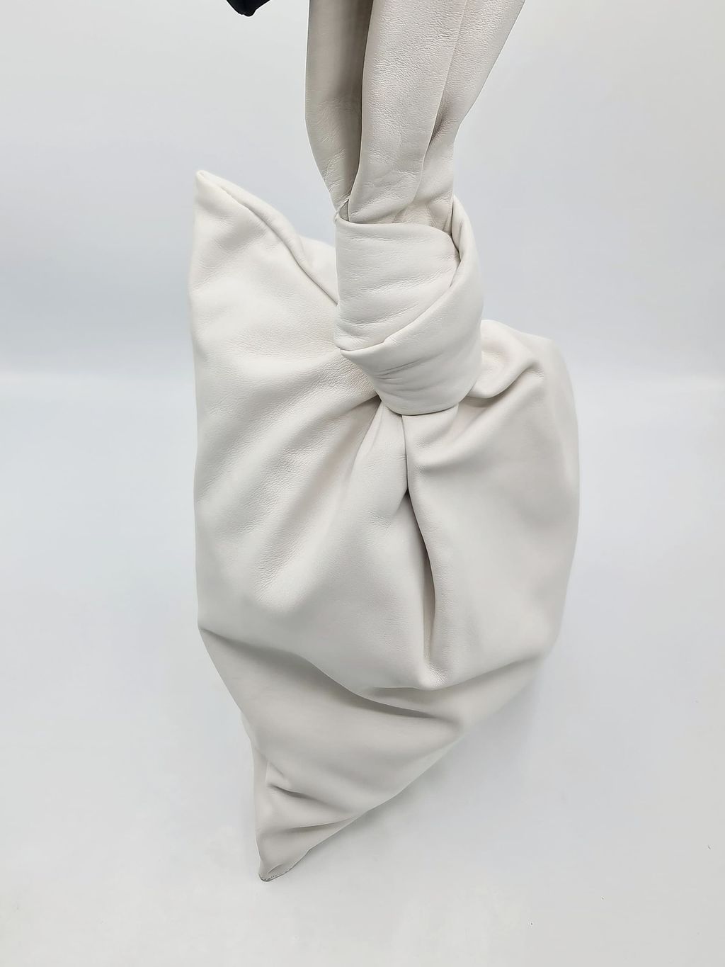 6e8f2907-637b-4792-8bfe-e81f6a296fb5