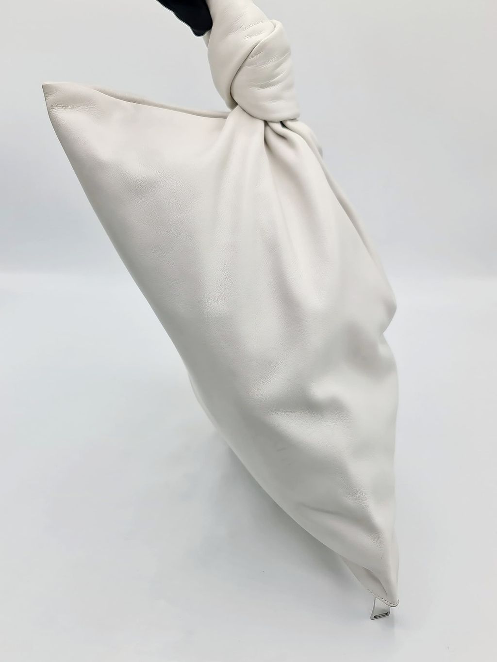 fc4fc36b-d722-4713-afc1-25eac1d56418