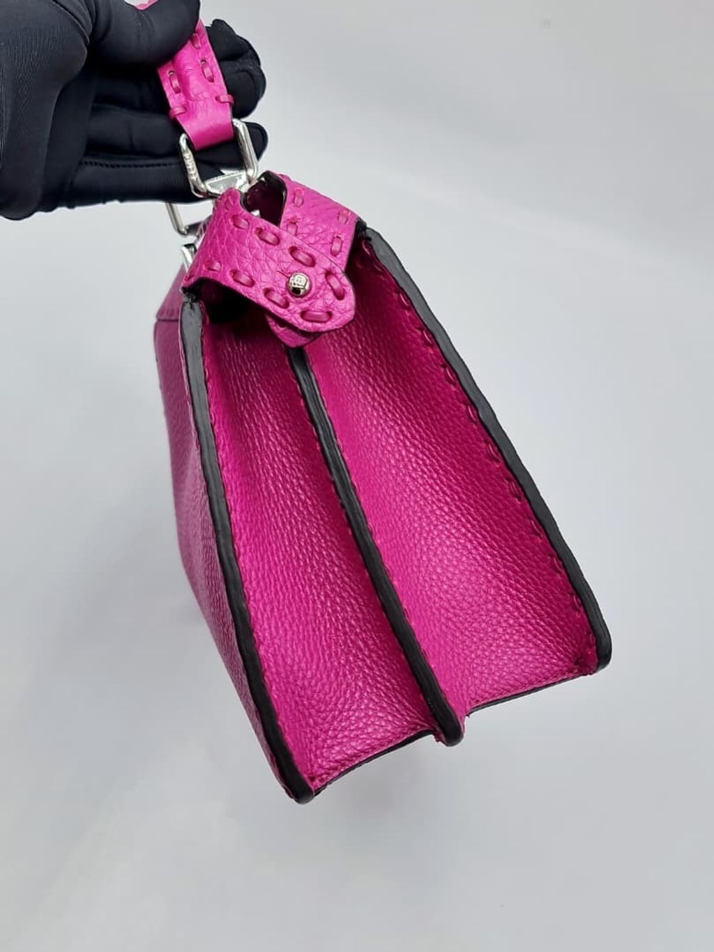 202deb4b-8407-4933-9a4c-5786a1ab48aa