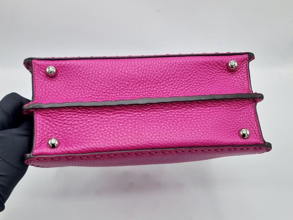 e83e37a0-30de-42a4-a8ef-8eb05897b30d