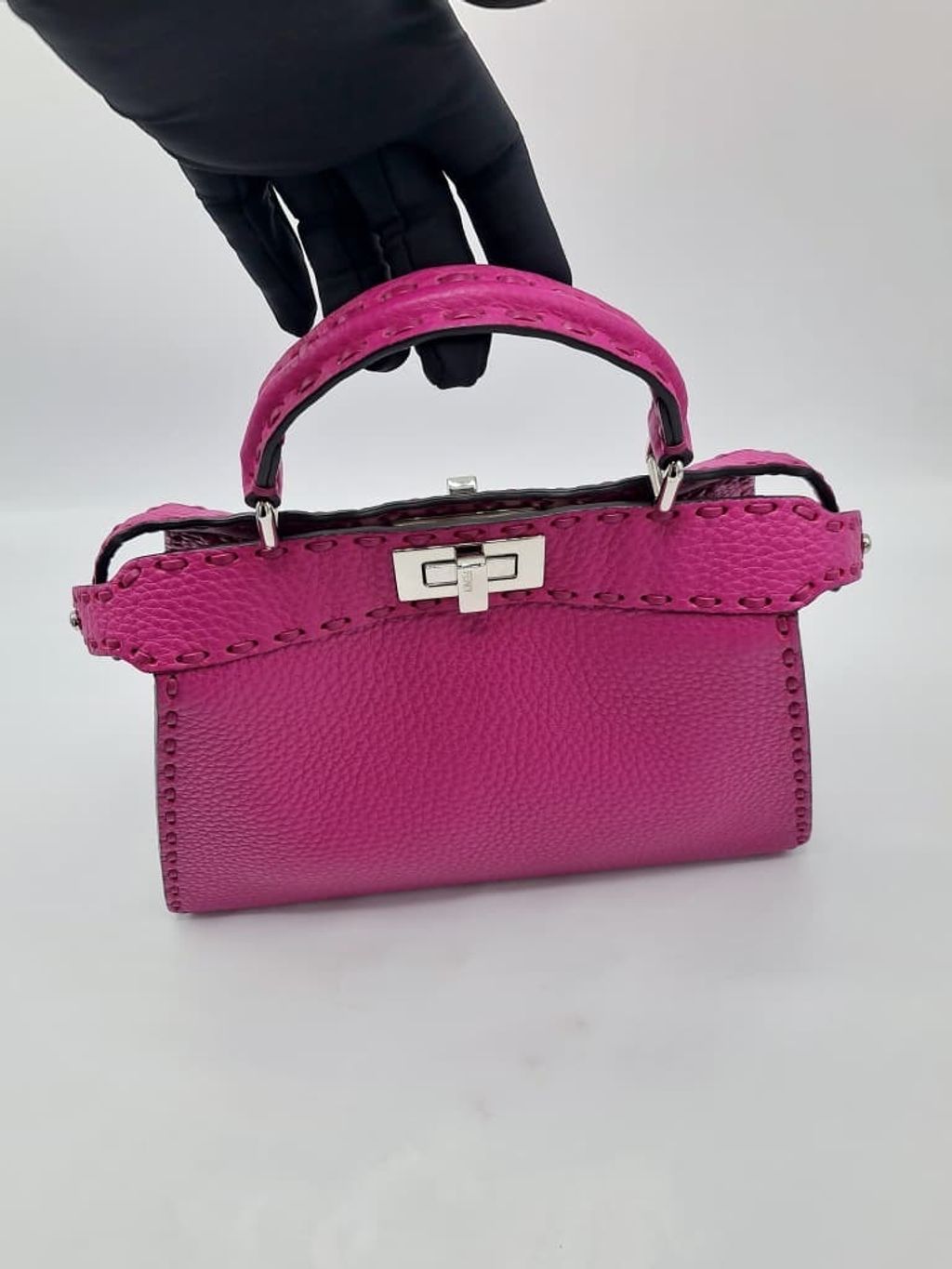 80d7945c-a049-47b3-b85a-bc63171cd8c4