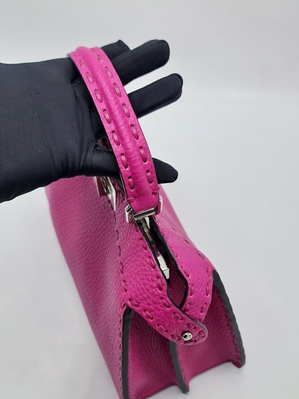 f32a6157-0ba7-441b-8adc-8dd16e27f4c0