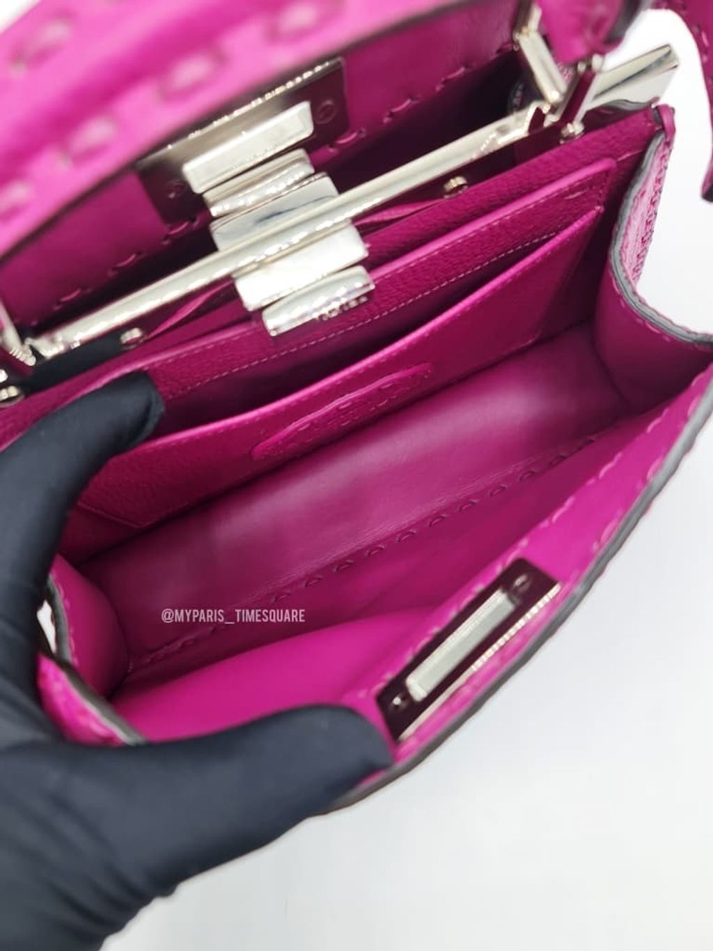 7fdd9776-53ea-40a4-ad33-8fad477608d7