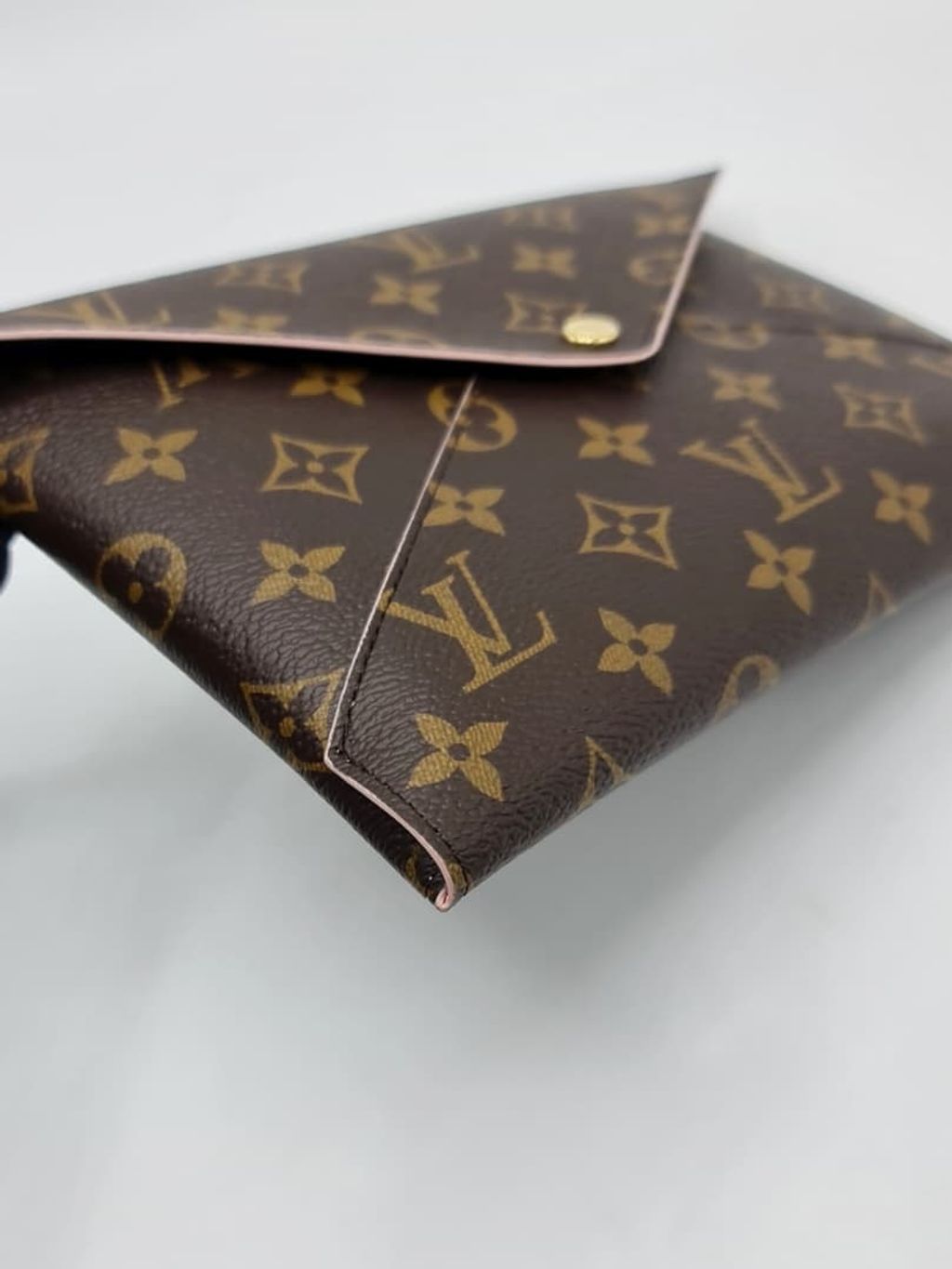 8deb8236-29b0-4076-8714-5f7dc0de25a2