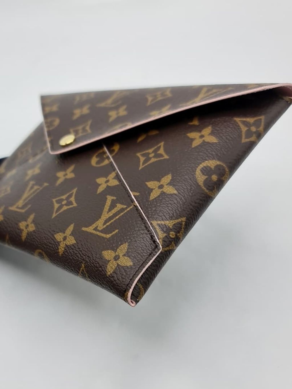 3619599b-f3a4-43ea-afc3-cc9867fb70e7