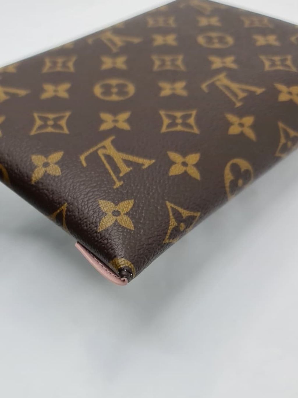 c81c80b5-66de-4209-b39b-ce796245ab21