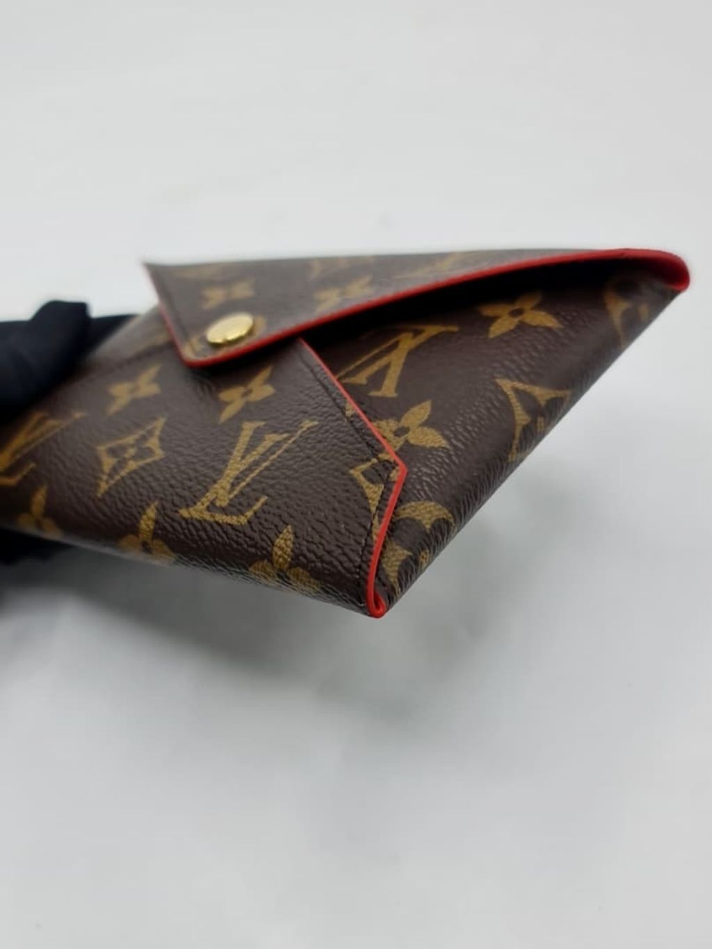 a8dbc354-4c0a-4d11-ba46-e30e1684caad