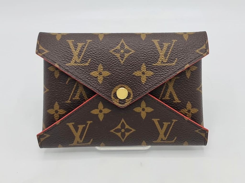 ad8c5af7-d4f1-43dc-a526-41b1ece5f71a