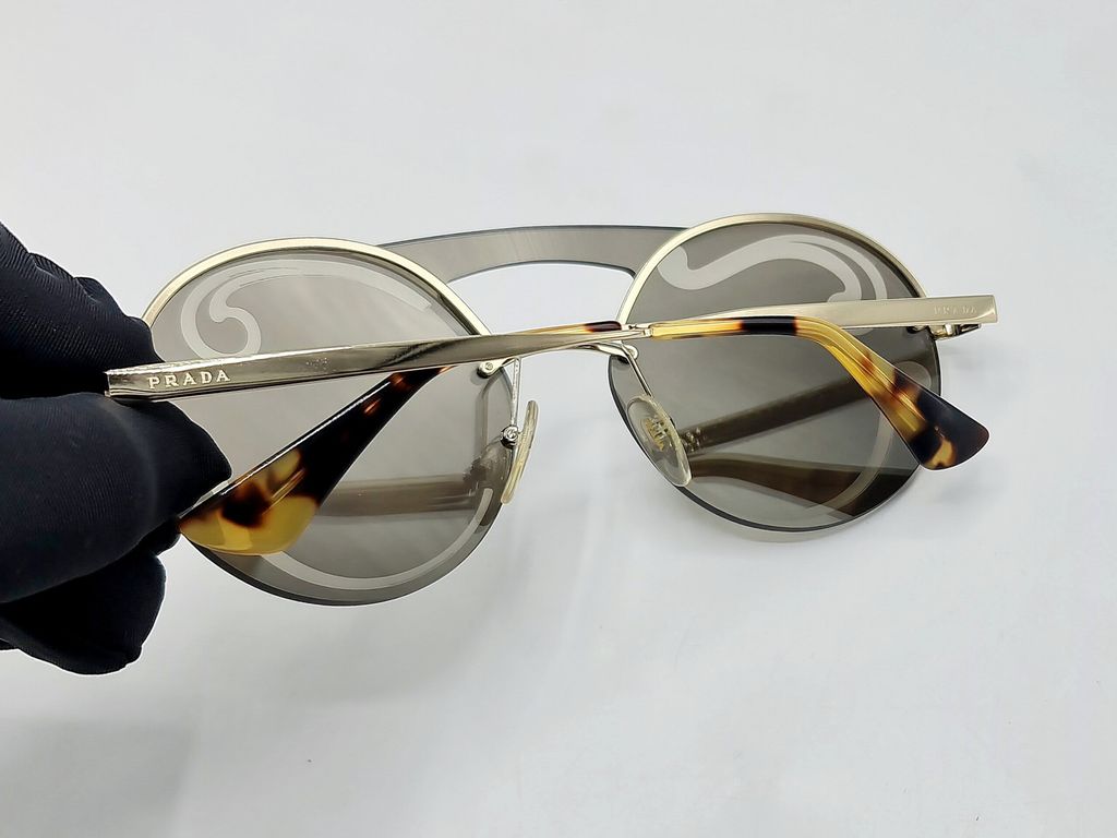 b4e25861-d910-4d50-a86a-a894129df4de