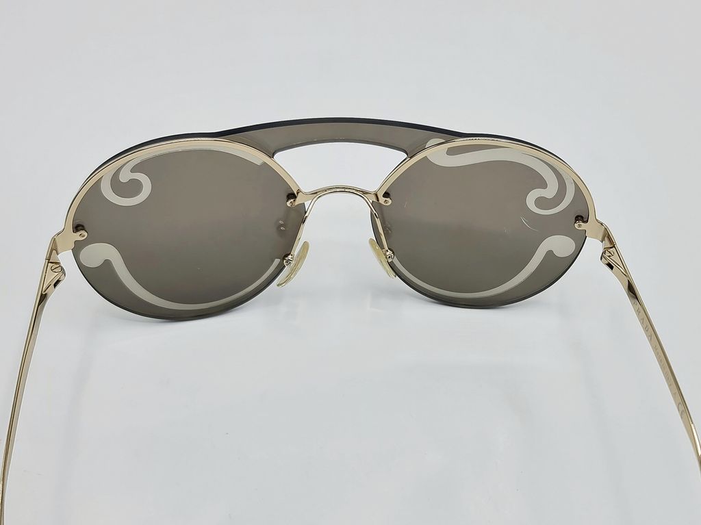 b437be11-22d4-4c2d-bf65-4dab0a195a26