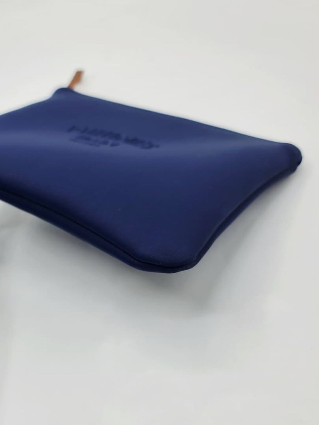 97e87665-aca5-444d-b4b3-6fb6bb7e2951