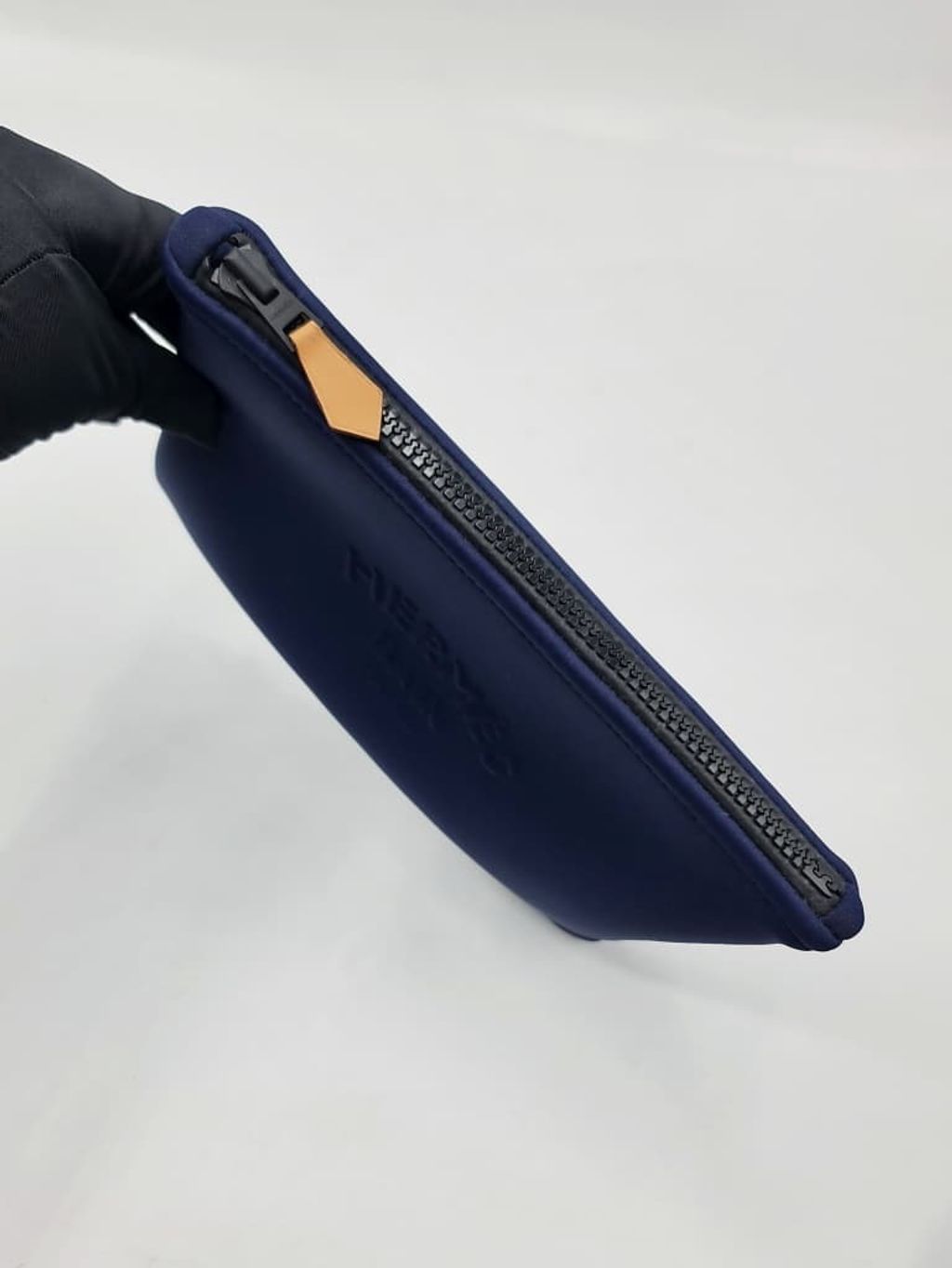 9713666f-e736-42da-99aa-794a7c69a7c9