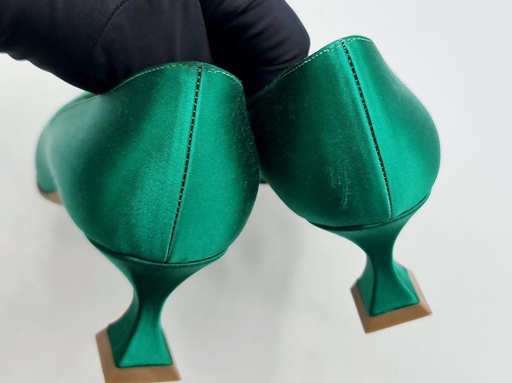 ad259705-a70b-4e49-88eb-6f914b616186