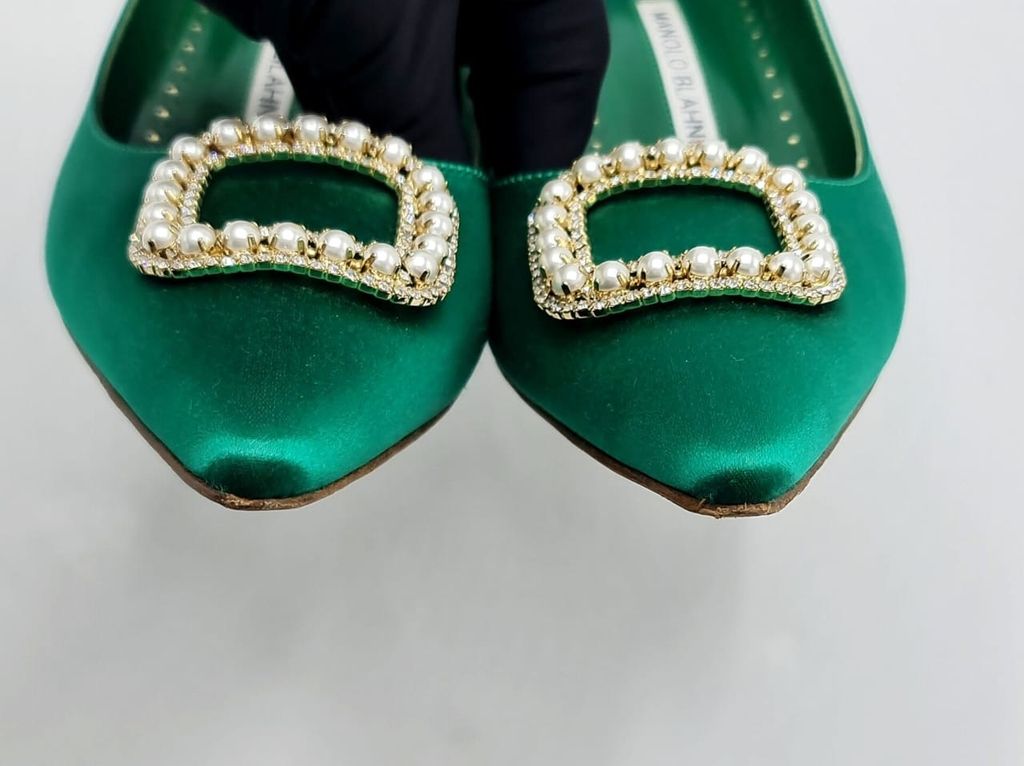 c8313540-a703-48f4-99c9-8438ef6deb97