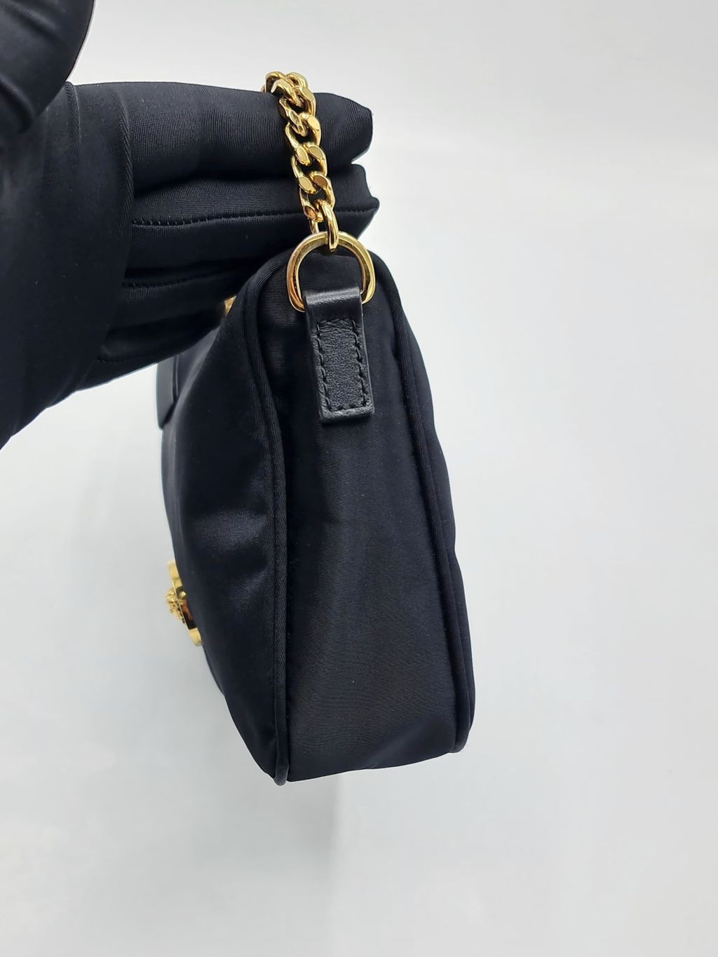 5b175928-774a-4889-9faa-e2c703c130f7