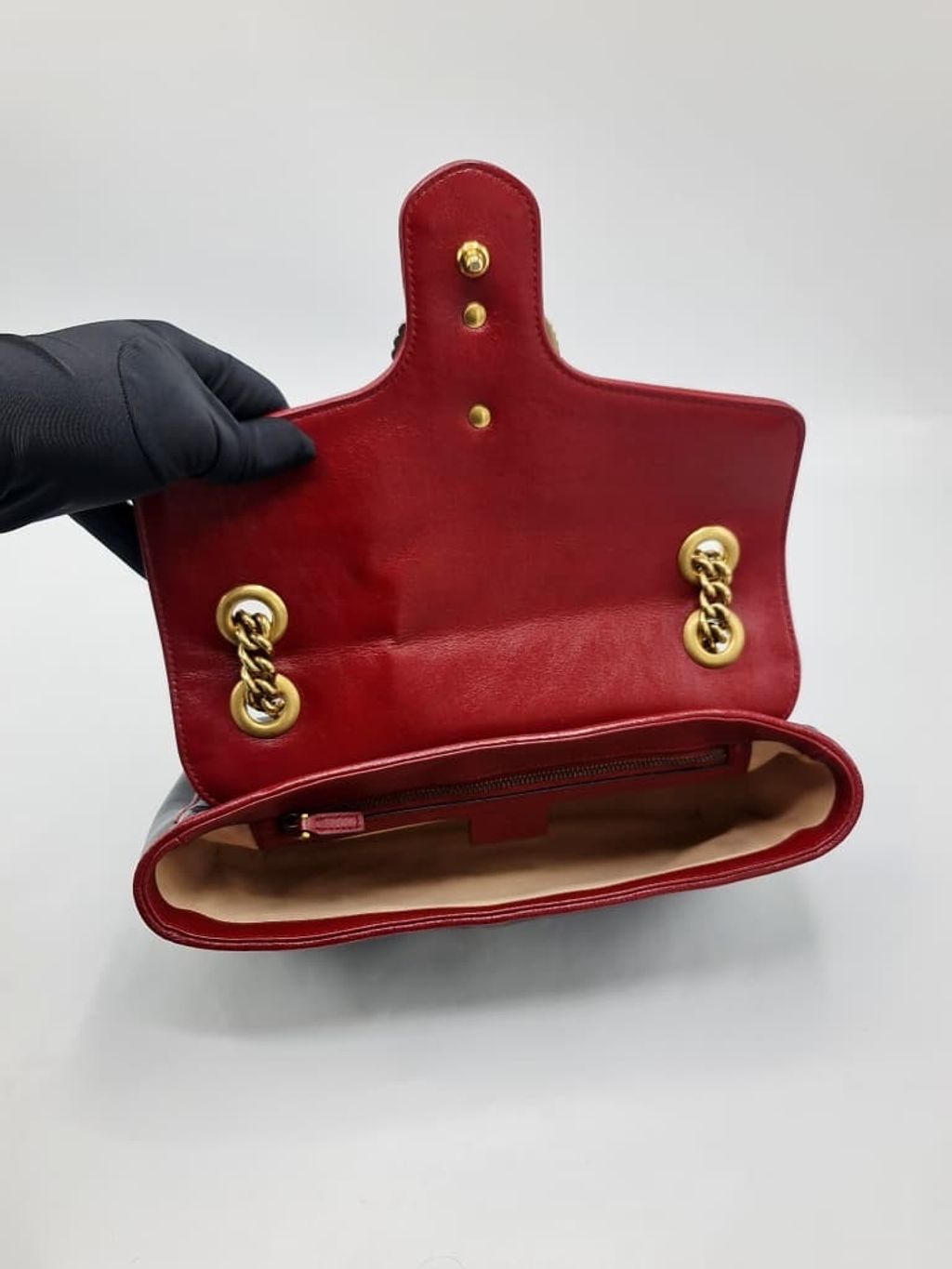 6ccdb45d-24d3-4d44-8bfc-f71f5af6d050