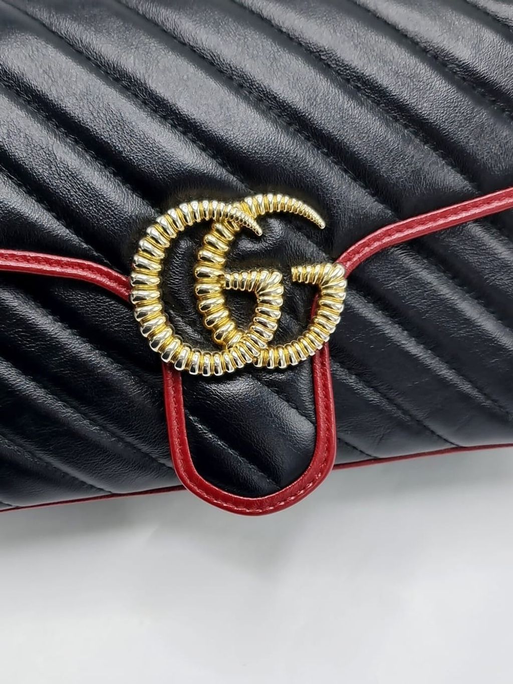 fa3526e5-32a2-4cb2-93d4-523afb393b45