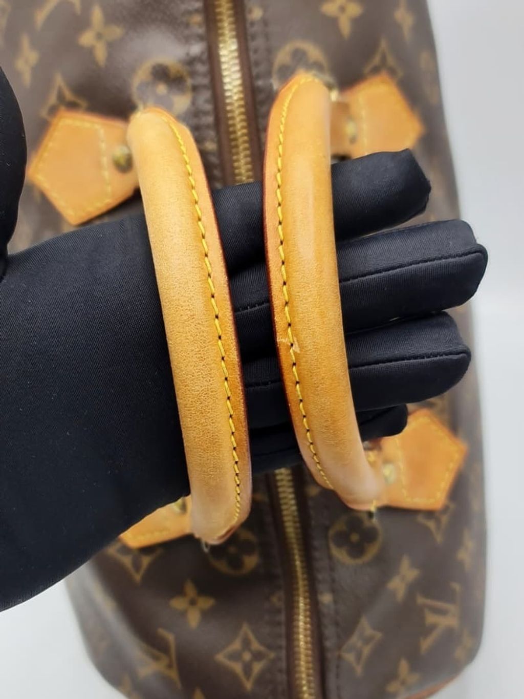 ec611fa8-e5cf-4e59-9fe2-7e53cb950fe1