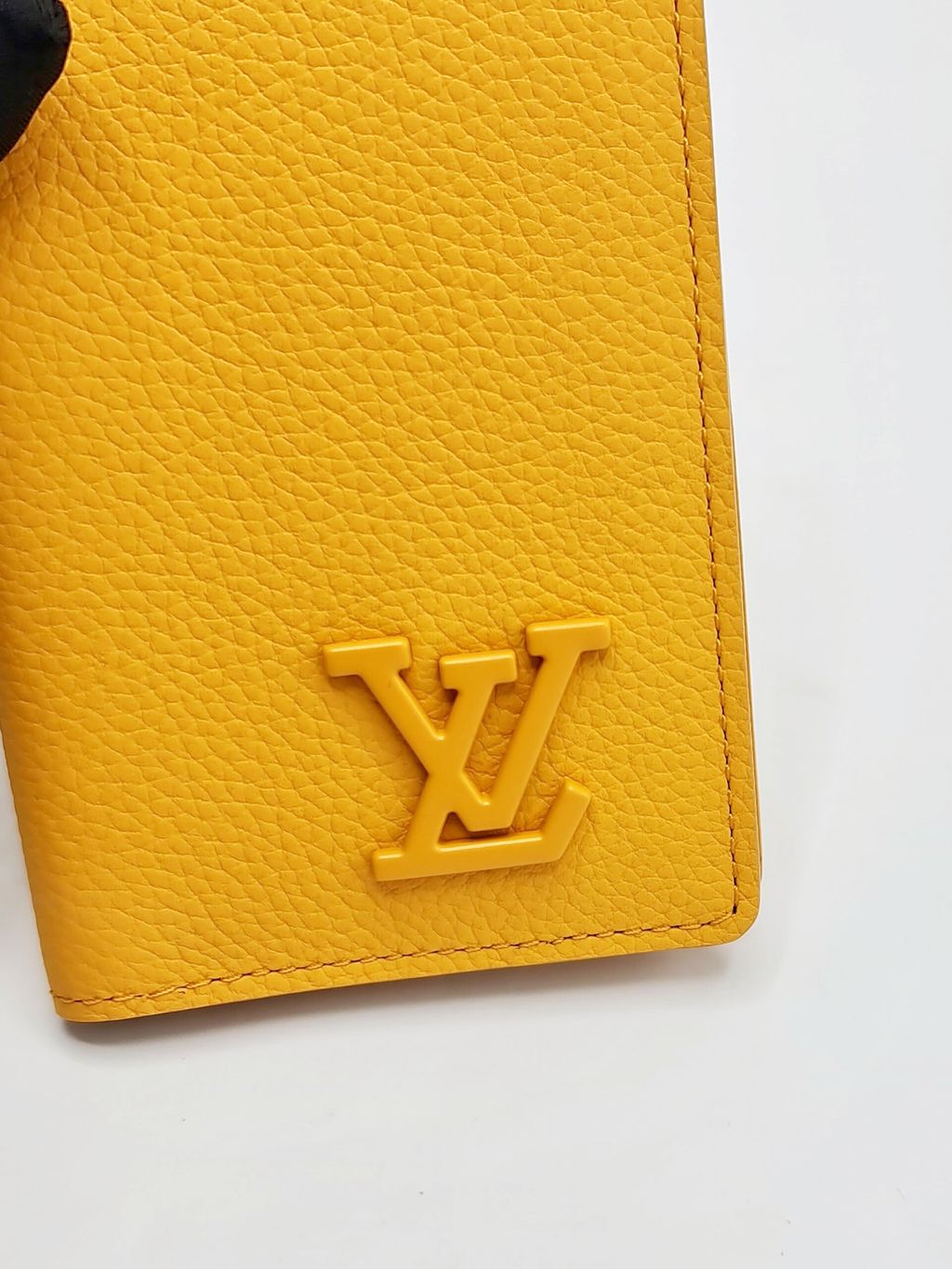 39534858-a0c1-4255-8956-0524c2c3e445