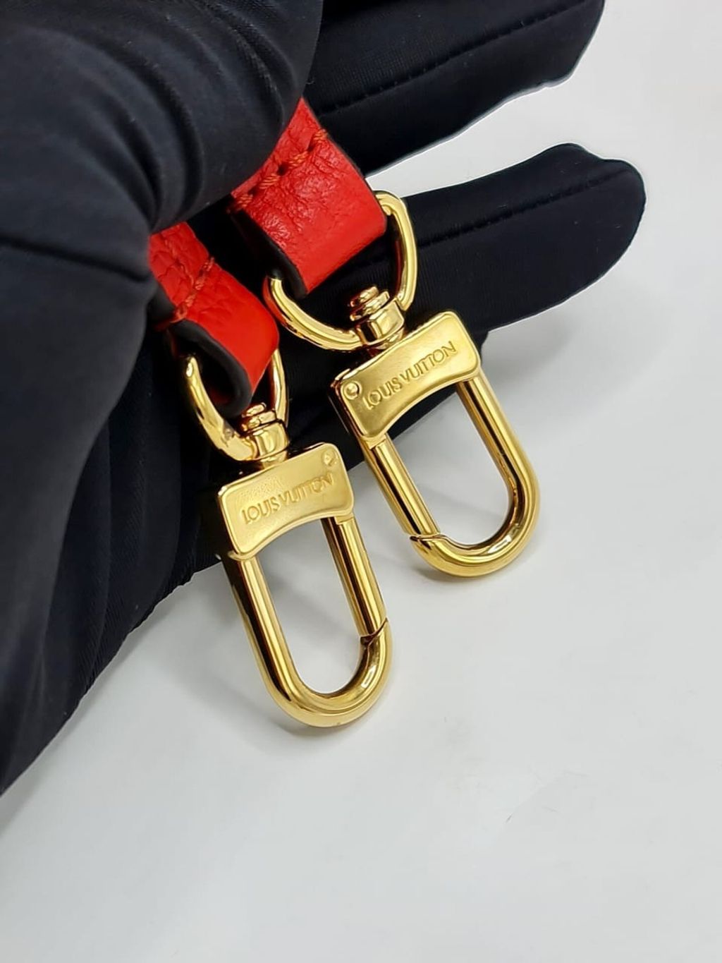 64dc14d8-e8dd-4660-b40c-703b25e69ab6