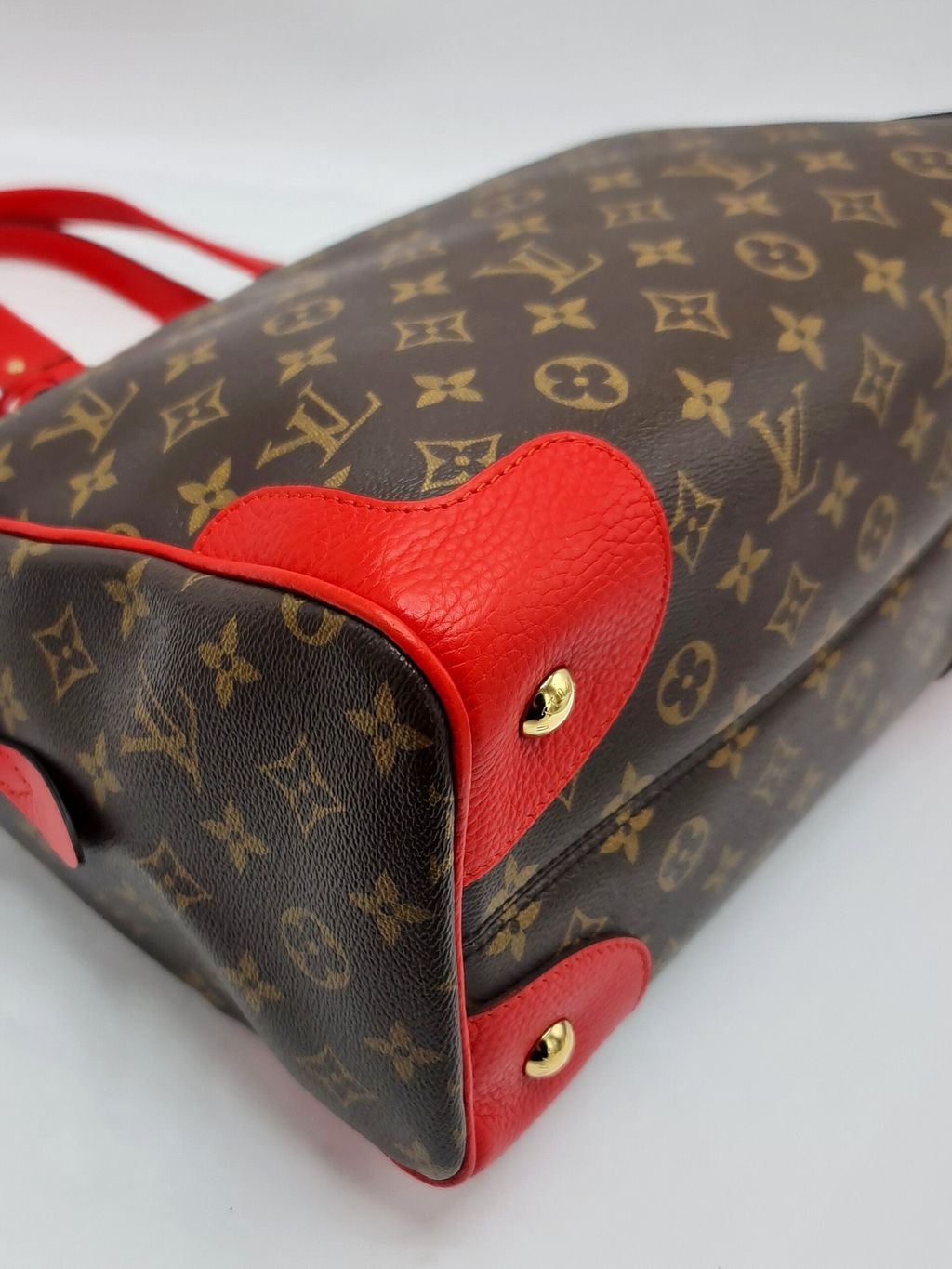 bd91b15a-856a-4c54-b280-7811ba048f27