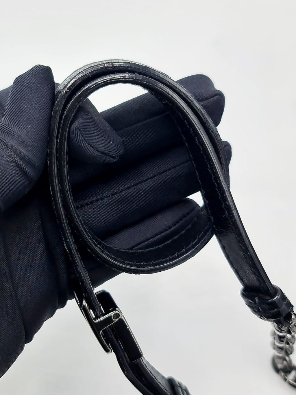 396e95bb-e9fa-4077-b2b2-ac89205bf55f