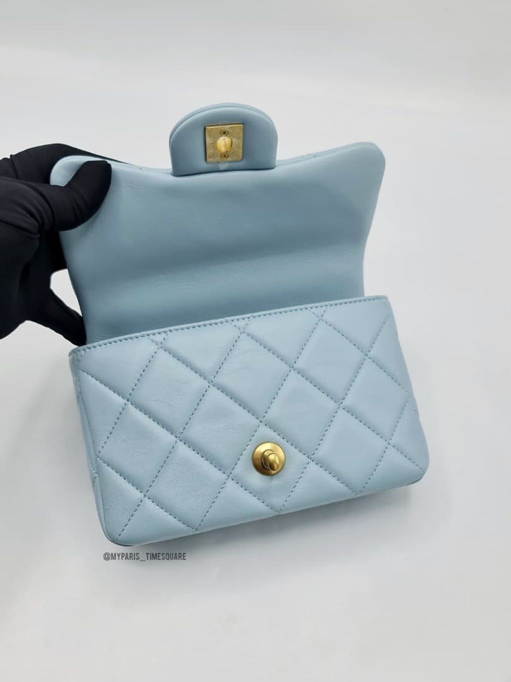 da63c2d5-b985-4217-8fc9-fbcbd1215af9