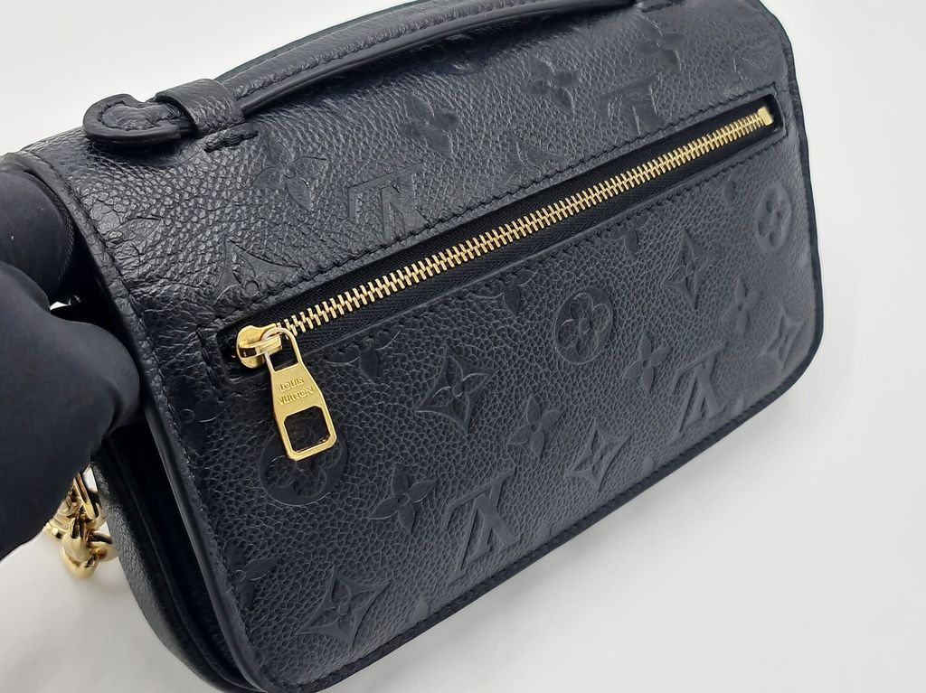 d678aa31-3295-4aa1-a7ce-95e03143796e