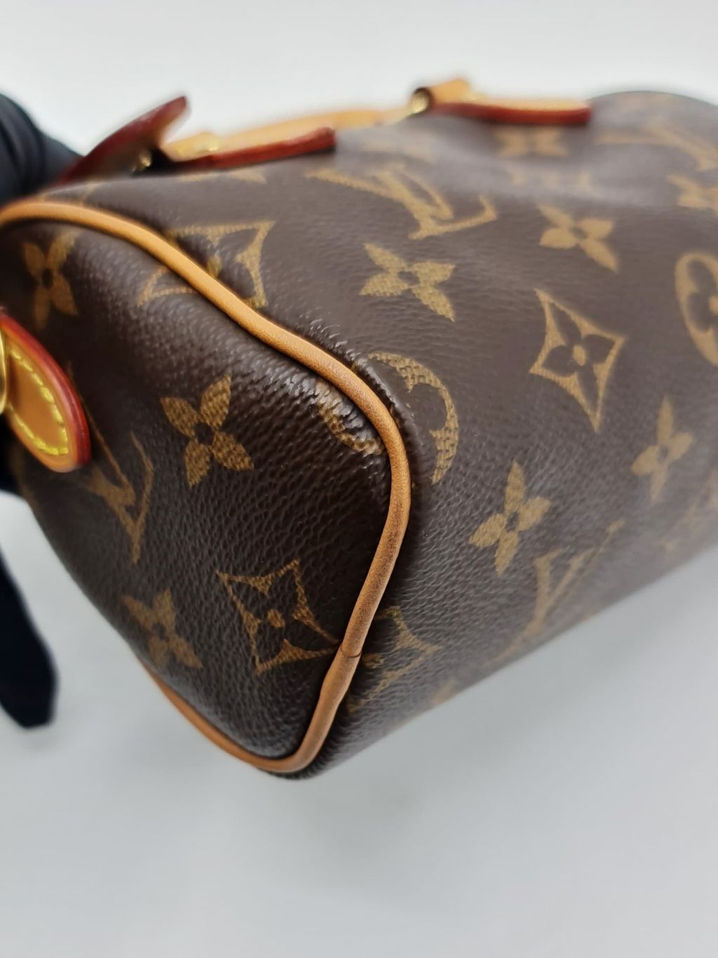 9ec1586b-c615-4098-a60d-b3201e70feee