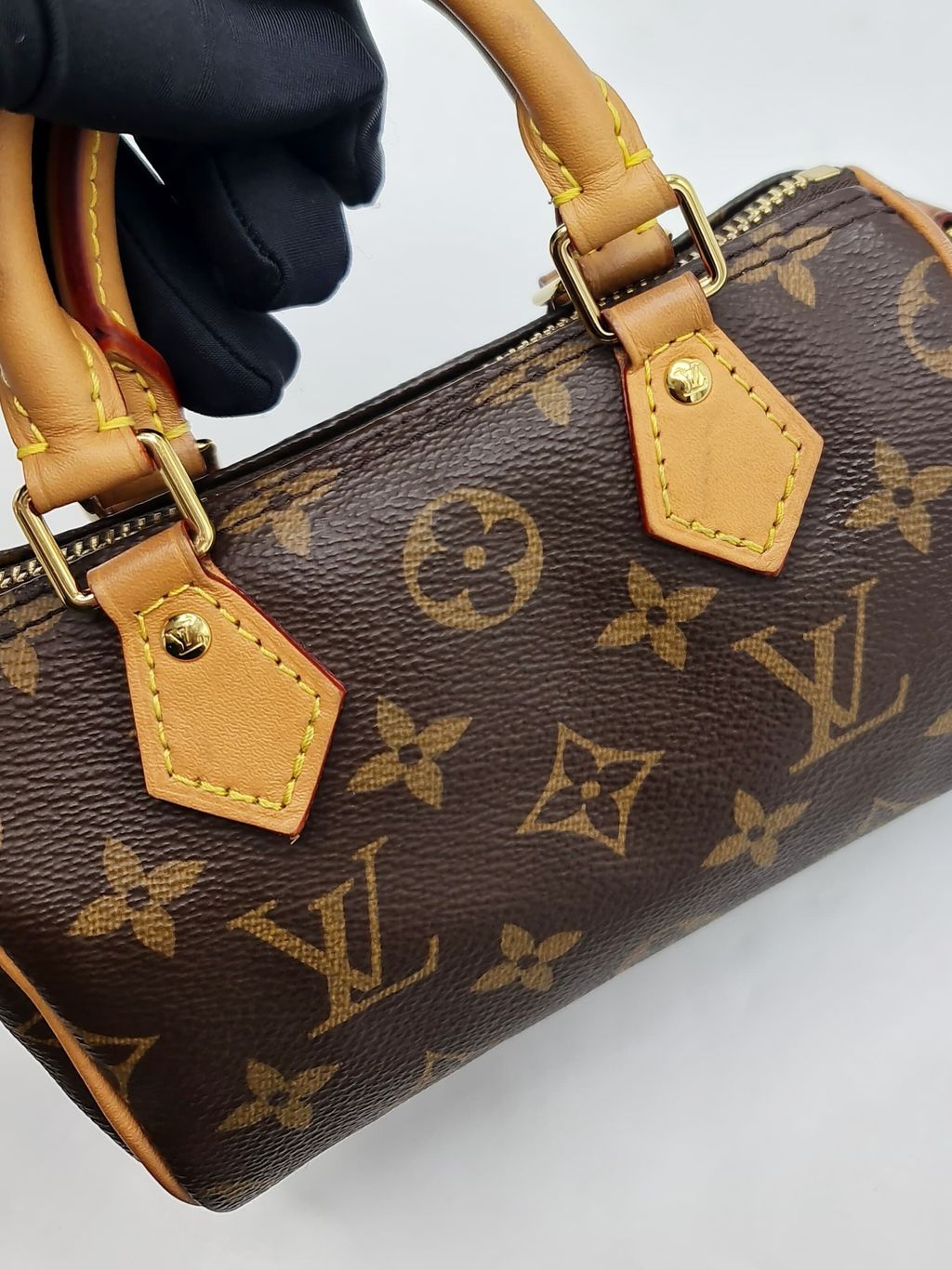 b5565833-a1c9-41ba-8c0c-67e957505da9