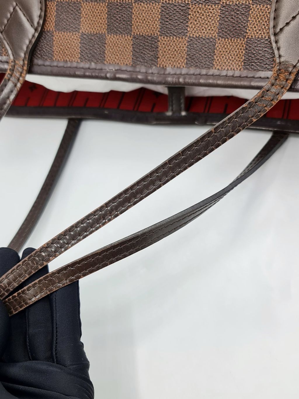 b54fe68b-eff7-4ff4-8b2b-311f5a7174c6