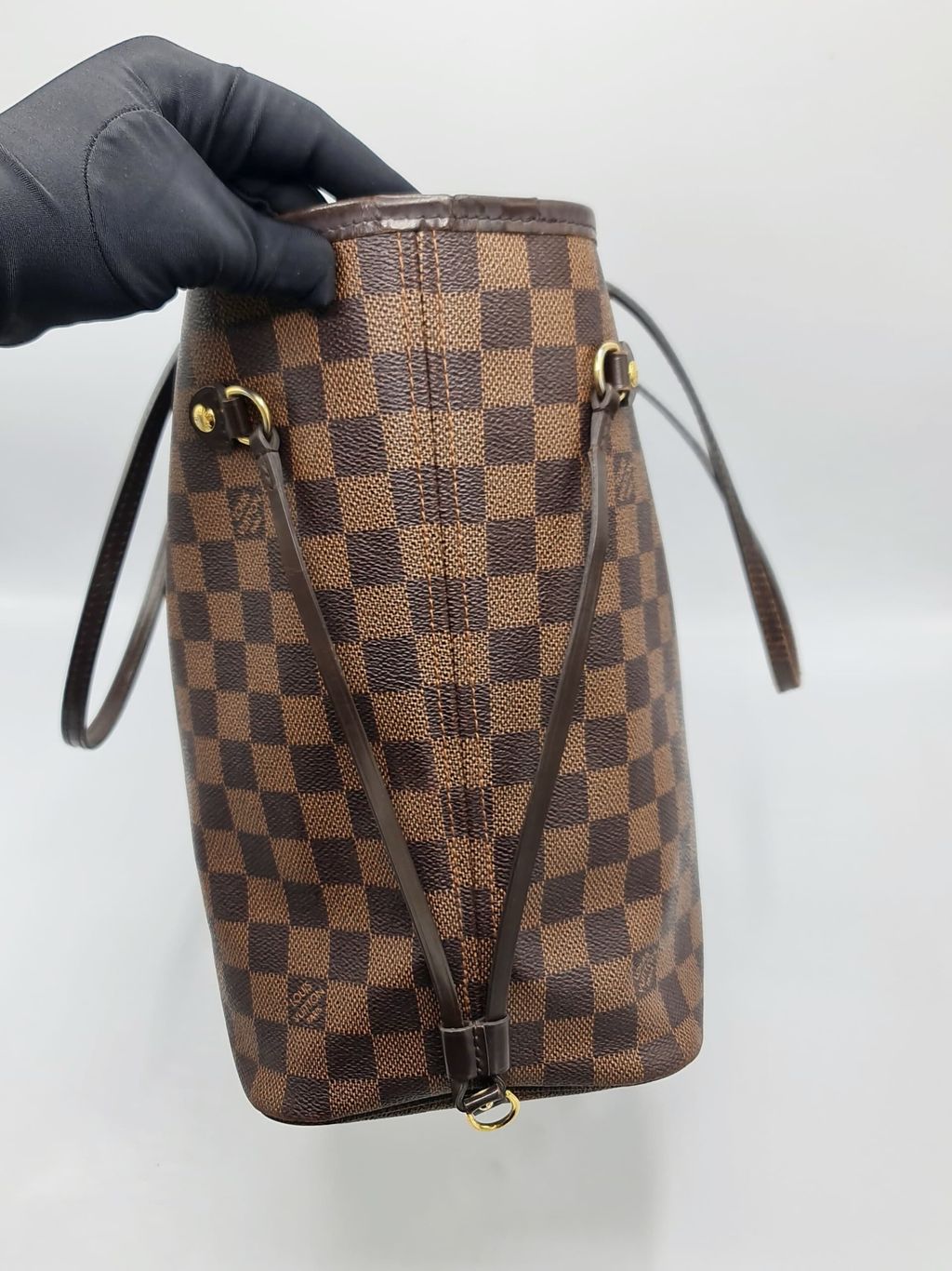 fe3204f7-7a6f-4478-b5b0-0517fa85a5f0