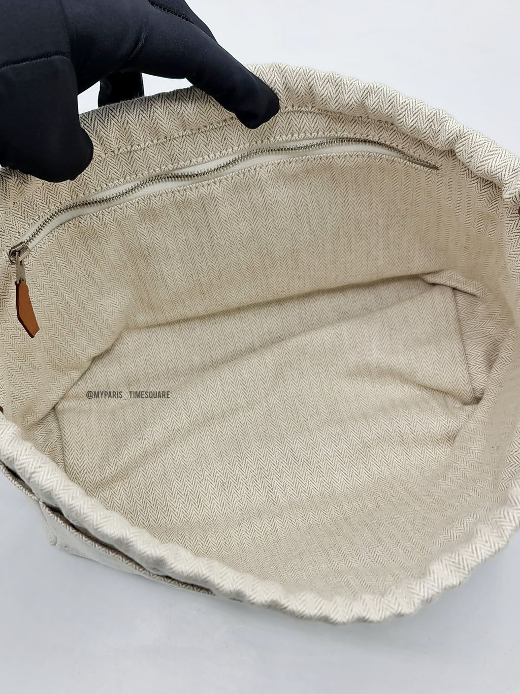 703a143e-1ac7-43fa-a1d7-ca564f5b4aa2