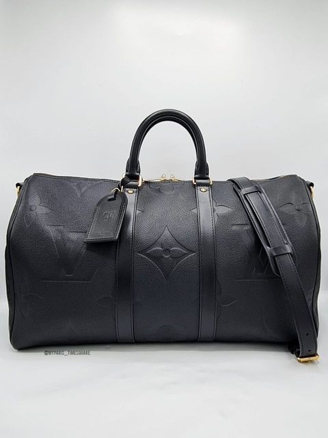 60d8bdf9-7472-4527-a317-18a23fec2b34