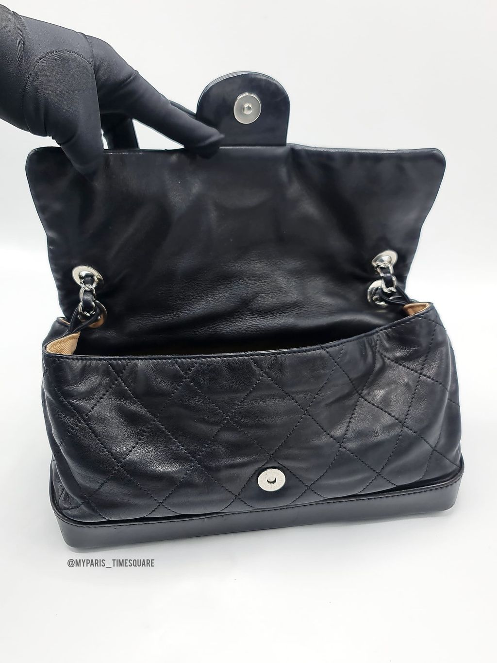 dd69f5de-c698-4dff-b64e-27329b303a33