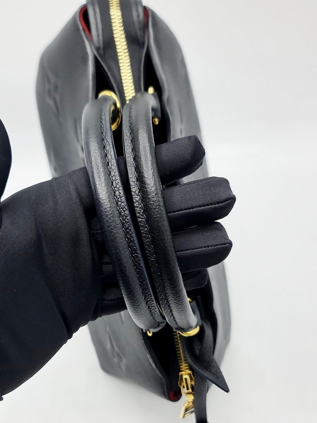 01d2c885-4b83-44bf-b897-73cd318f3e6c