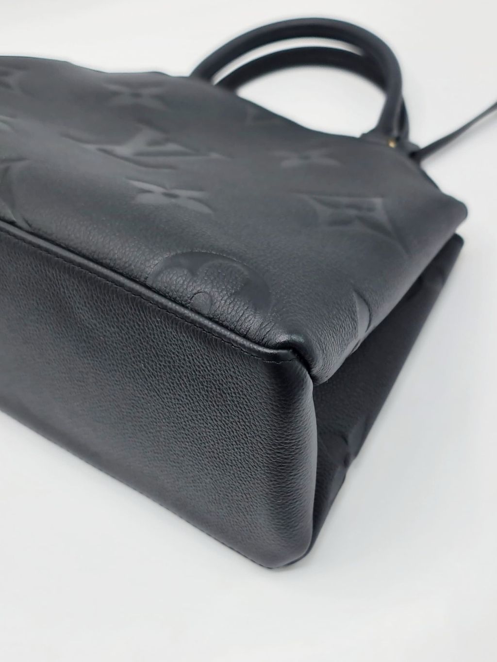 a2369ba1-2f69-48a1-821c-1ff5ab073680