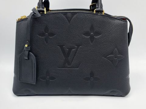 ff98b124-a2c0-427a-a7fe-996a489723ea