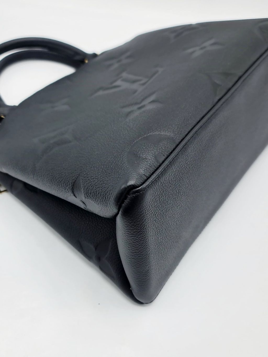 64a0ef8e-ca94-4d4a-ac4c-b3b62f2d956c