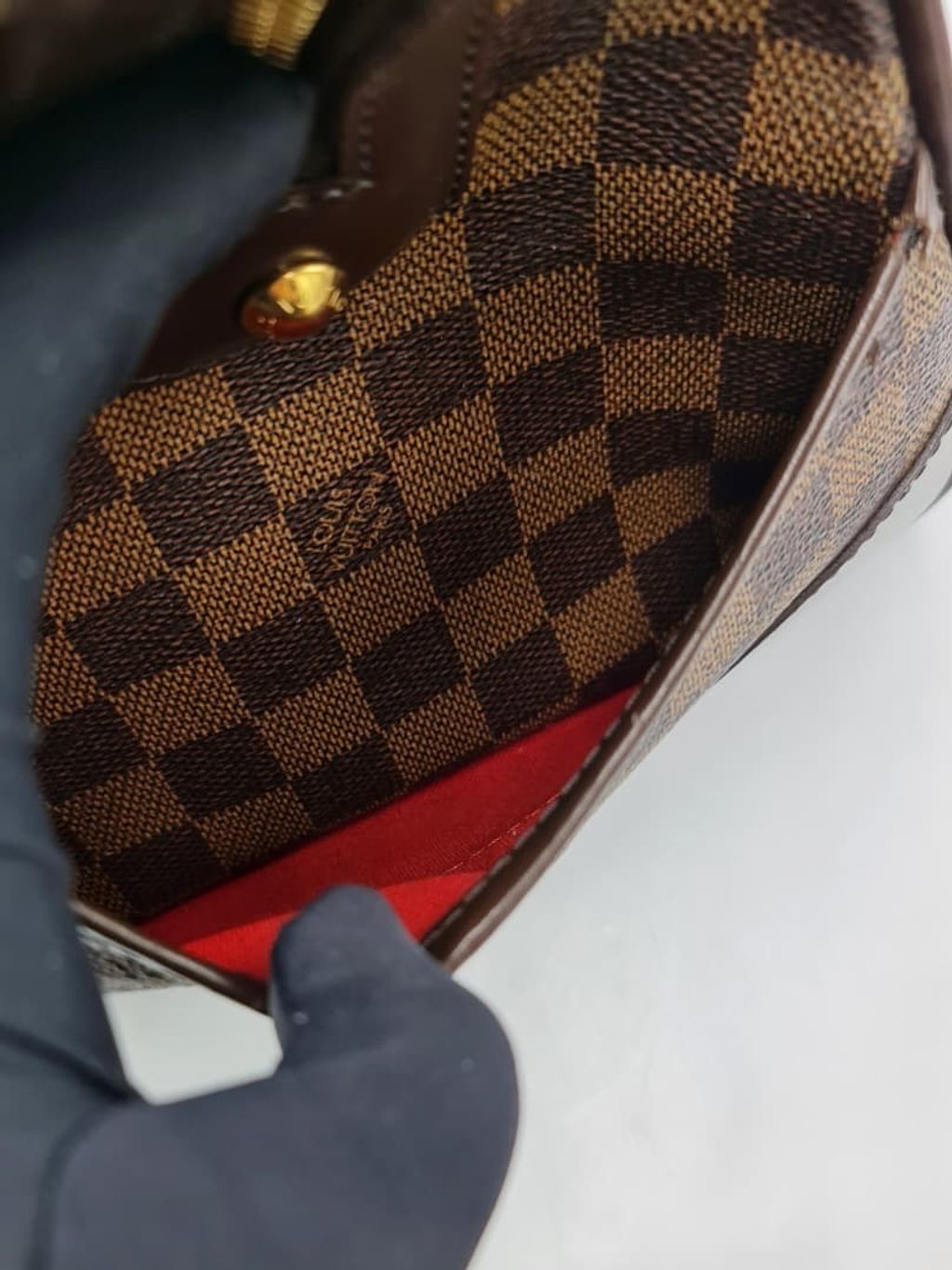 9ca184c3-6e42-4b48-8541-87a83e53d445